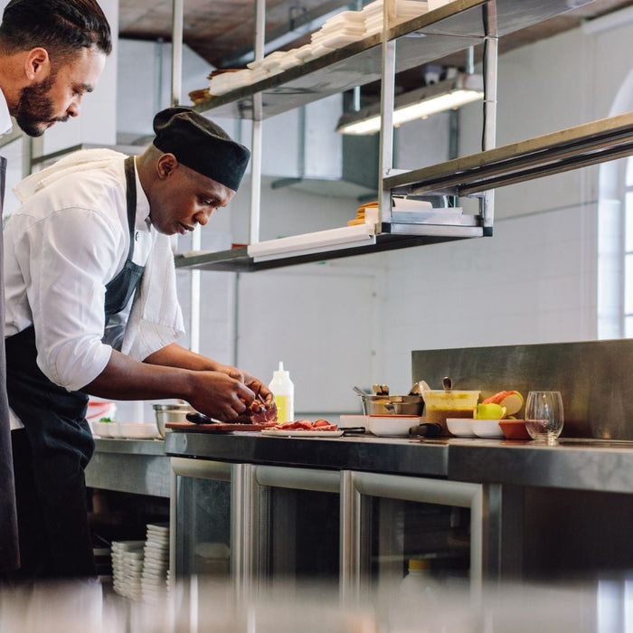 chef kok op kantoor teamspirit gezondheid